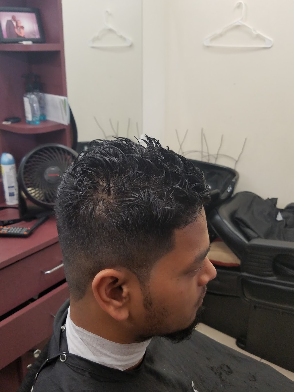 Finesse Cuts By Tony Wallace | 3401 w Airport Fwy Suite Ste 209, Inside Enhanced Styles, Irving, TX 75062, USA | Phone: (214) 489-3810