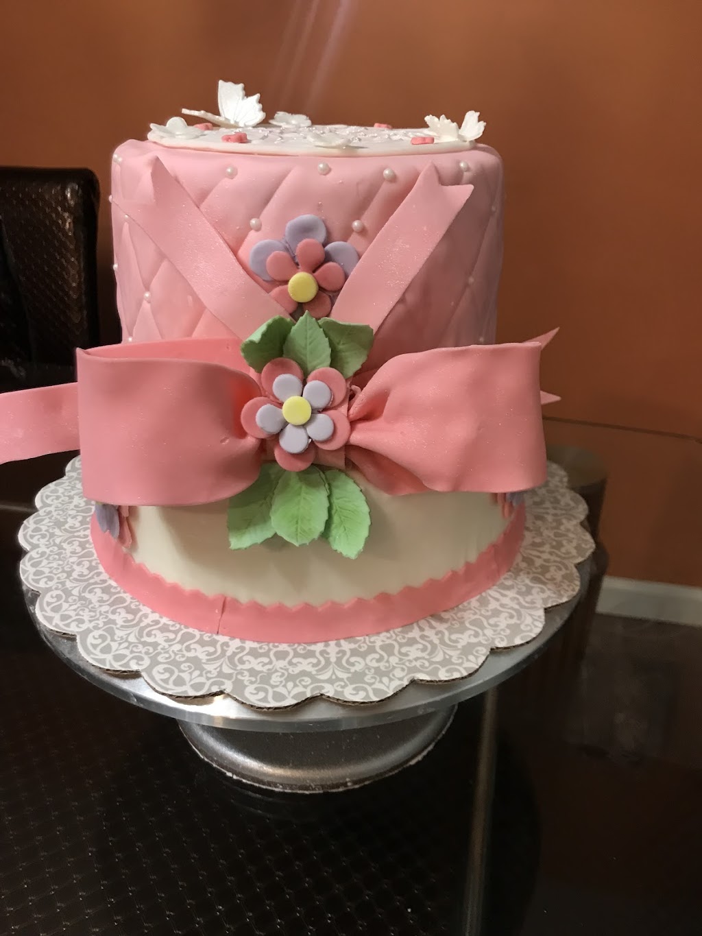 Lupita’s Cakes and Patisserie | 395 Hempstead Gardens Dr, West Hempstead, NY 11552, USA | Phone: (516) 243-9936