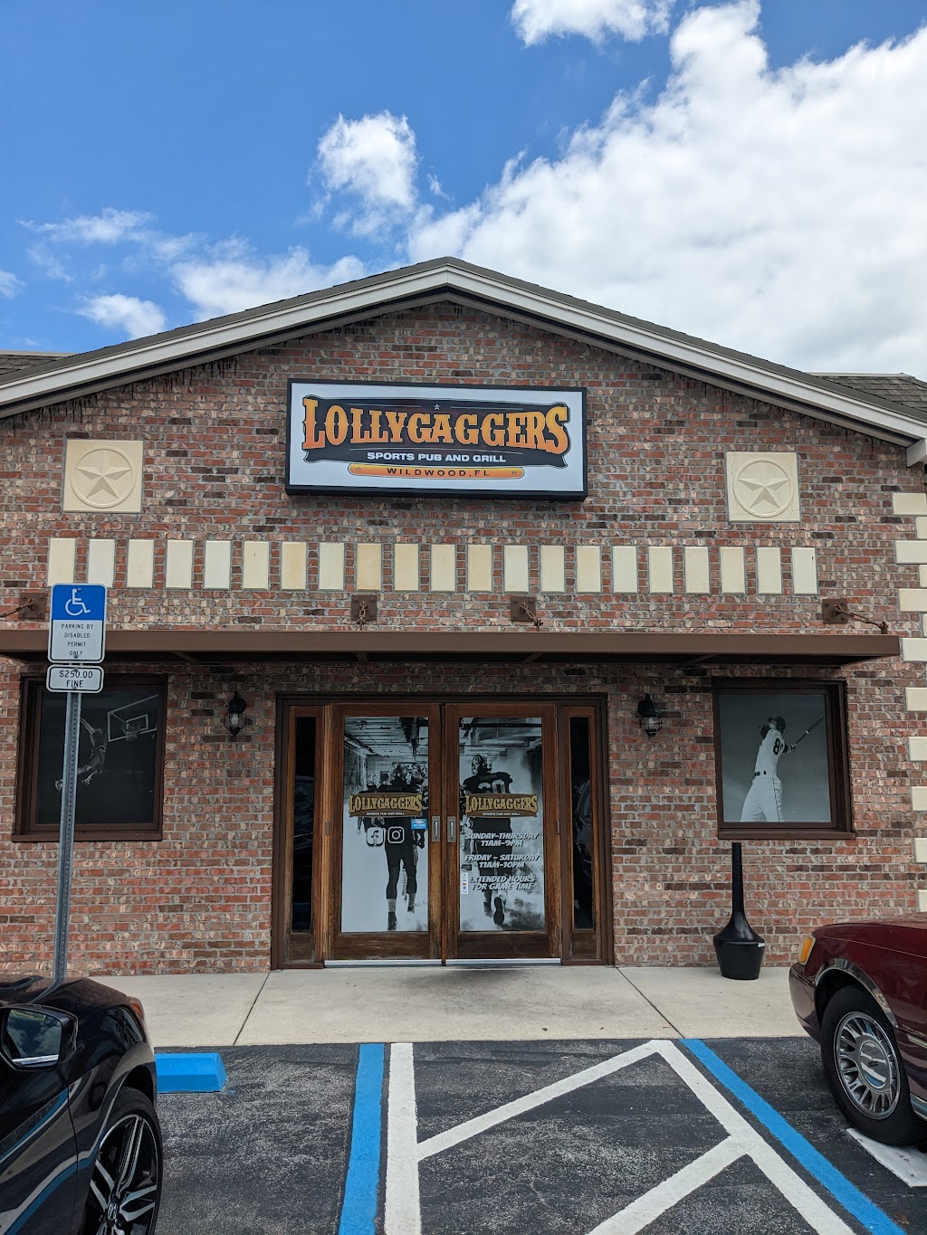 Lollygaggers Sports Pub & Grill - Wildwood | 1220 S Main St, Wildwood, FL 34785, USA | Phone: (352) 399-6401