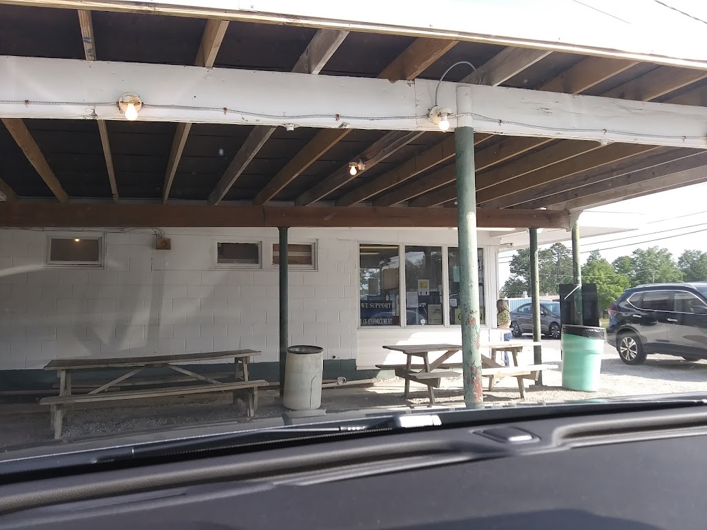 Goal Post Drive Inn | 4275 LA-1, Raceland, LA 70394, USA | Phone: (985) 537-6351