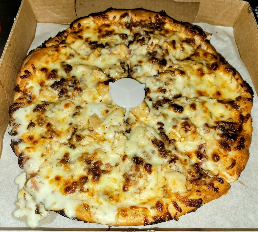 Ianazones Homemade Pizza | 207 E Marshall Rd, McDonald, OH 44437, USA | Phone: (330) 530-0620