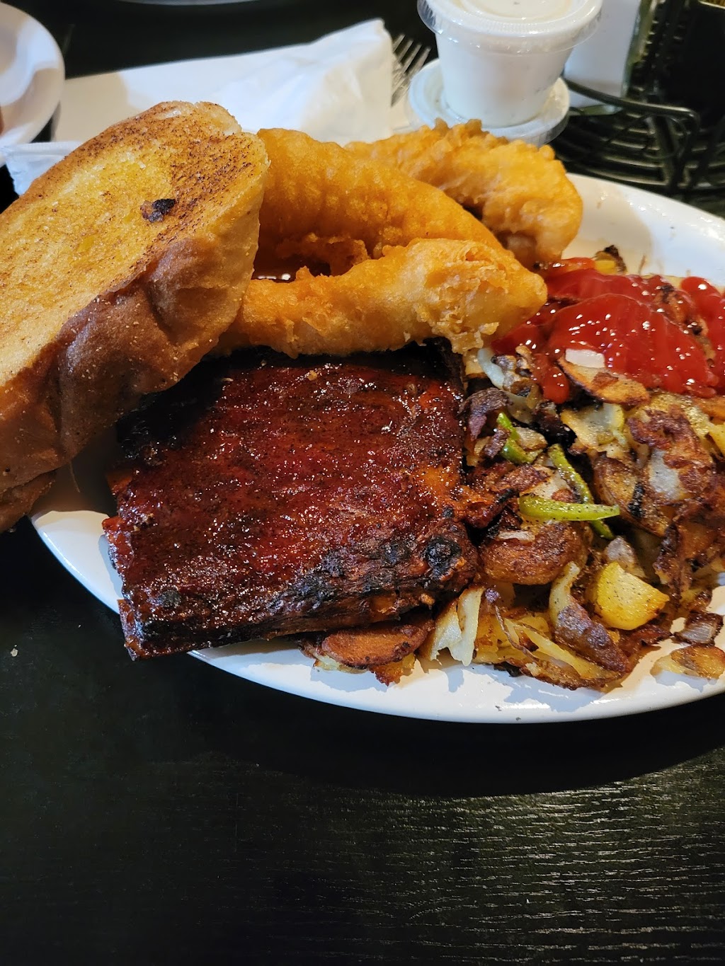 Golden Feather BBQ | 29633 Ford Rd, Garden City, MI 48135, USA | Phone: (734) 421-2114