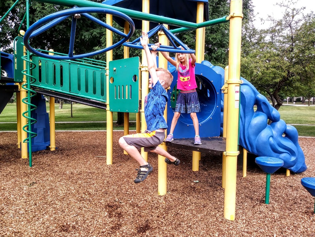 Carefree Park | 1231 S Belmont Ave, Arlington Heights, IL 60005 | Phone: (847) 577-3000