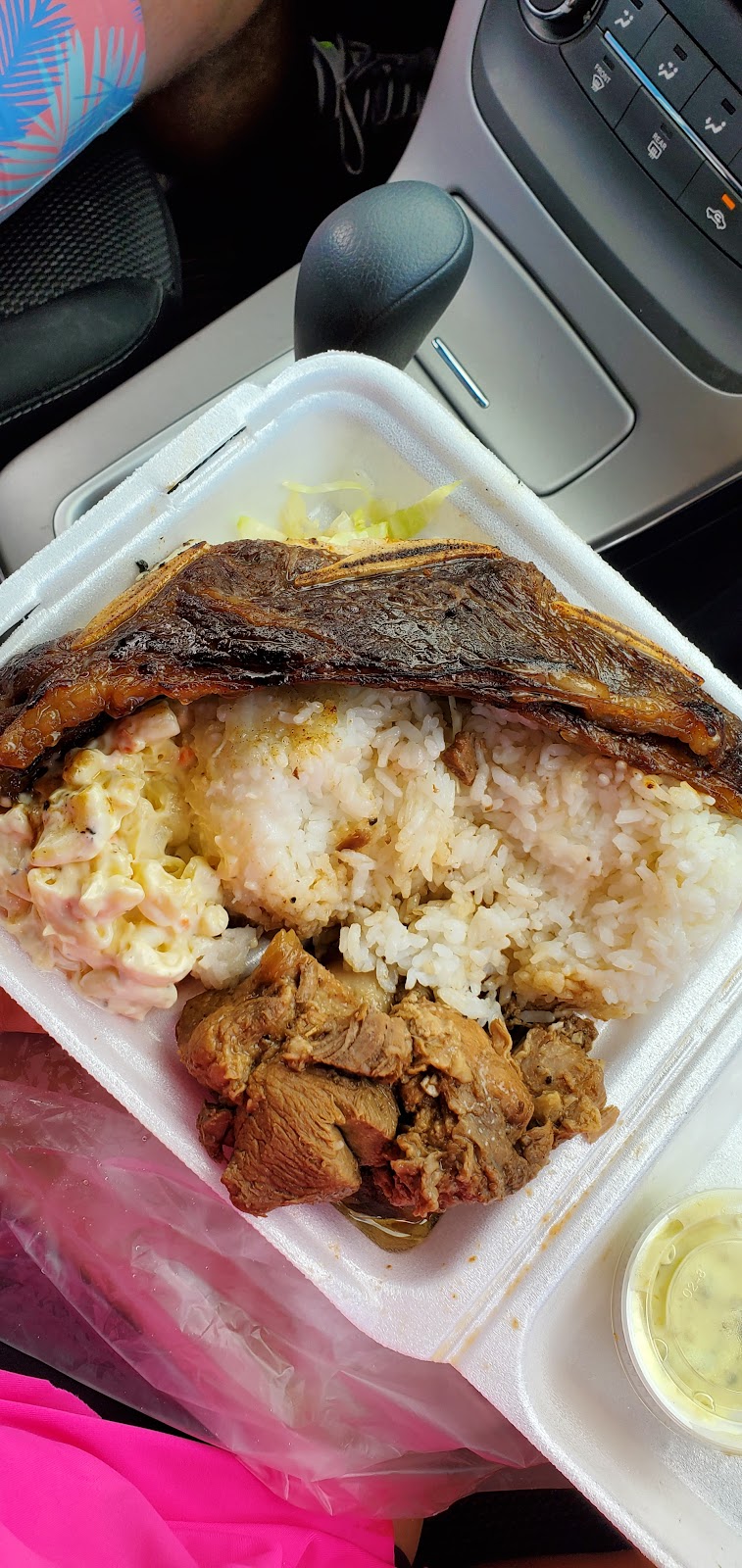 Kenekes | 41-685 Kalanianaʻole Hwy, Waimanalo, HI 96795, USA | Phone: (808) 259-9800