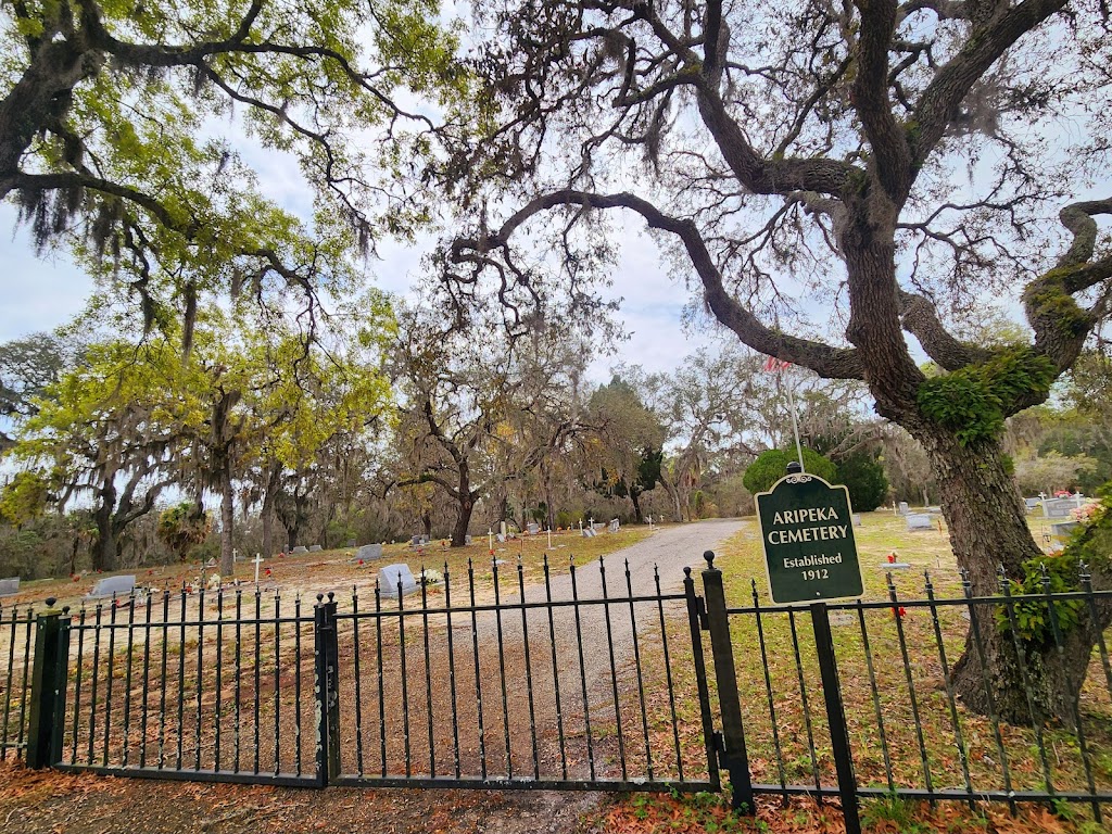 Aripeka cemetery | 5300 Hunters Lake Rd, Spring Hill, FL 34606, USA | Phone: (352) 540-8647