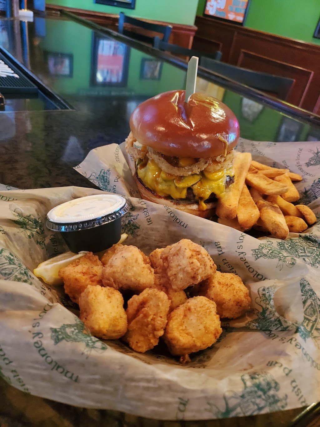 Maloneys Local Irish Pub | 9540 W Linebaugh Ave, Tampa, FL 33626, USA | Phone: (813) 749-0859