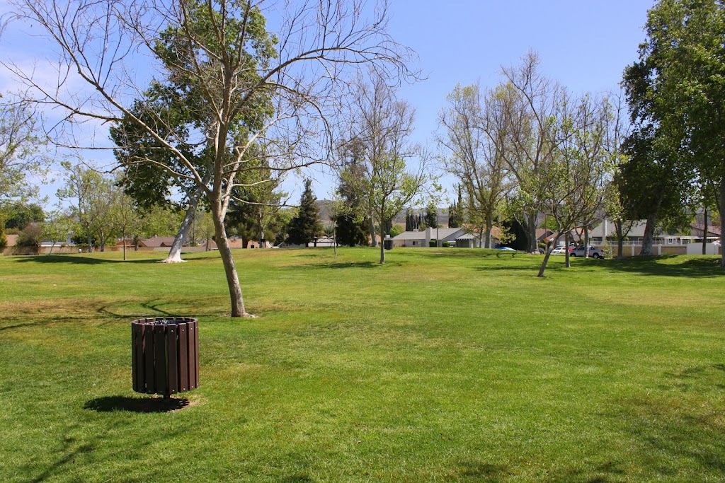 Sequoia Park | 2150 Tracy Ave, Simi Valley, CA 93063, USA | Phone: (805) 584-4400