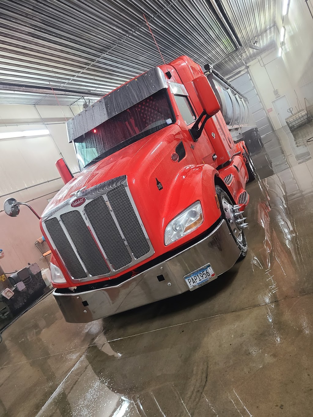 BBT Truck and Trailer Wash | 1232 19th St E, Columbus, NE 68601, USA | Phone: (402) 910-5601