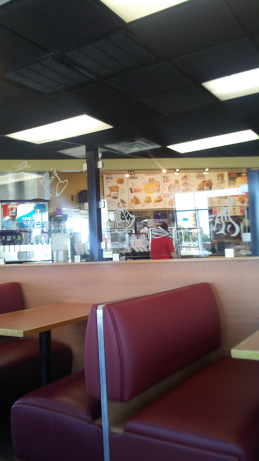 KFC | 2003 W Central Ave, El Dorado, KS 67042, USA | Phone: (316) 321-6770