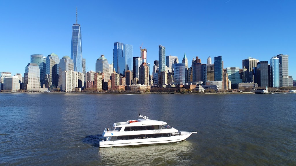 Royal Princess - Party Boat Rental NYC | 1 Noble St, Brooklyn, NY 11222, USA | Phone: (718) 310-3040