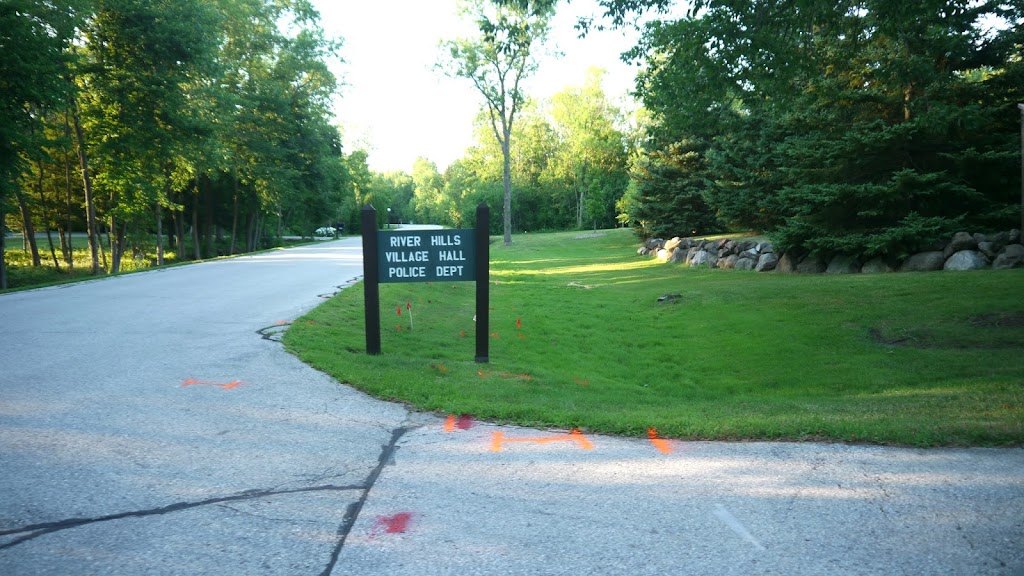 River Hills Police Department | 7650 N Pheasant Ln, River Hills, WI 53217, USA | Phone: (414) 247-2302