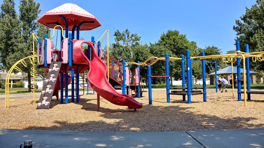 Jones Family Park | 8840 Shasta Lily Dr, Elk Grove, CA 95624, USA | Phone: (916) 405-5300