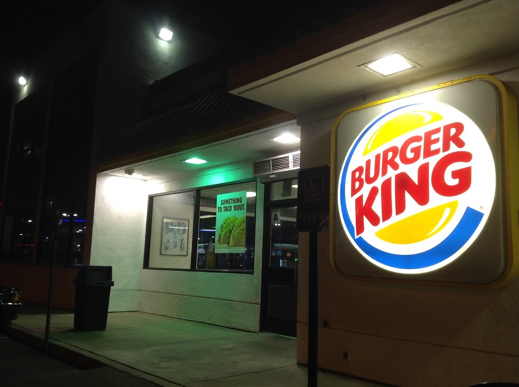 Burger King | 18611 Dexter Ave, Lake Elsinore, CA 92532, USA | Phone: (909) 674-5729