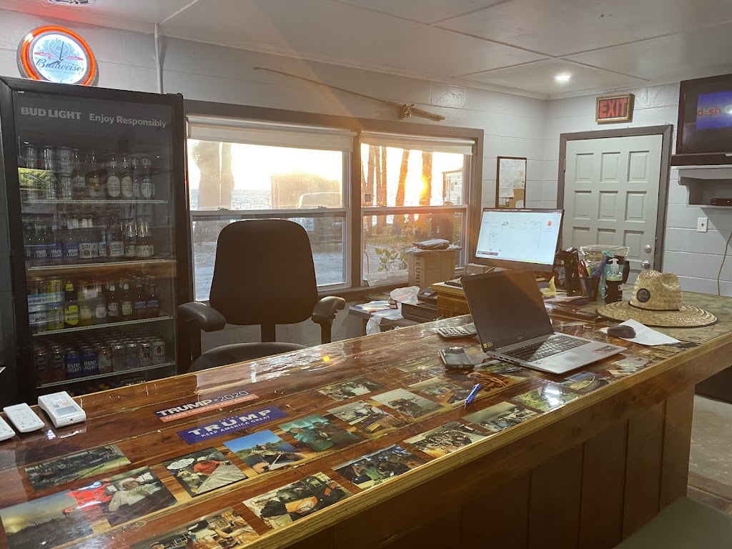 Pine Island RV & Marina | 1600 Lake George Rd, Seville, FL 32190, USA | Phone: (386) 749-2818