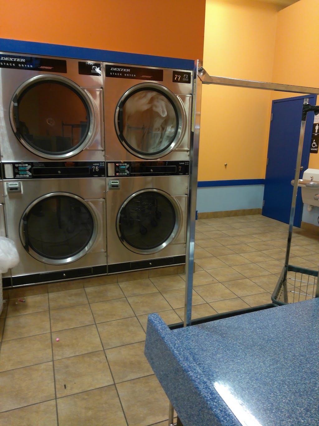 SuperSuds Laundromat - Richmond | 5130 Hull Street Rd, Richmond, VA 23224, USA | Phone: (804) 233-7401