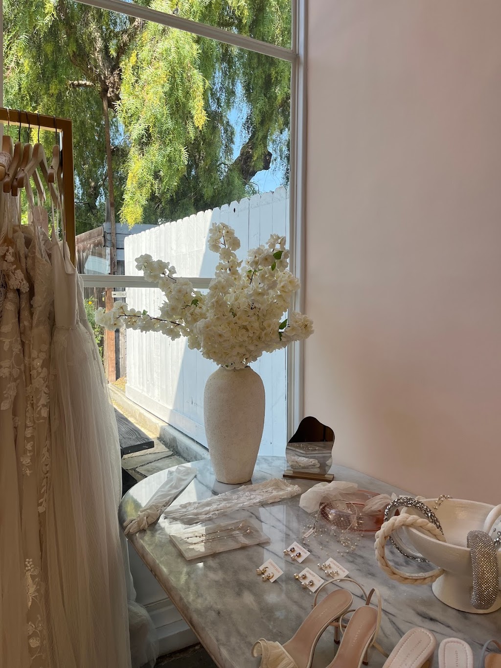 Lovely Bride LA | 1918 Lincoln Blvd, Venice, CA 90291, USA | Phone: (424) 238-8484