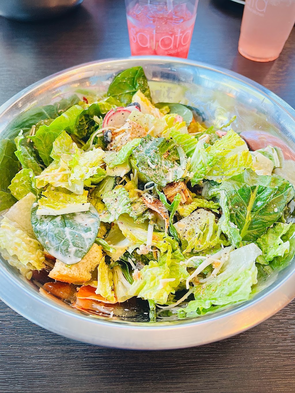 Salata | 4100 S Cooper St, Arlington, TX 76015, USA | Phone: (682) 321-7200