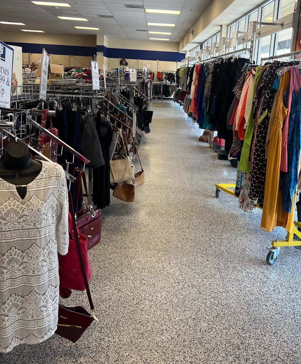 Goodwill | 474282 E State Rd 200, Fernandina Beach, FL 32034, USA | Phone: (904) 456-9091