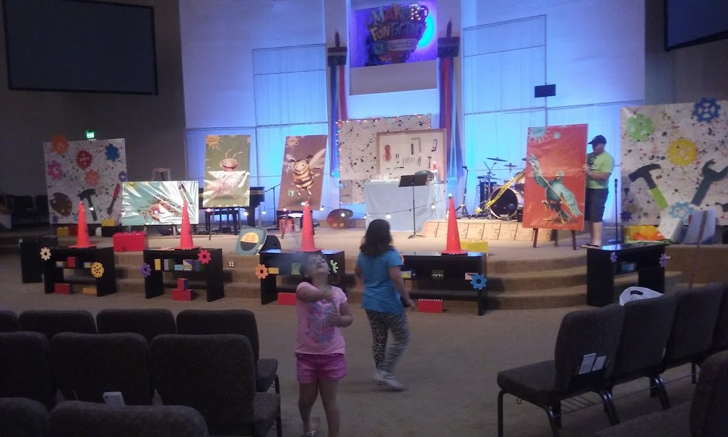 Crossroads Church | 2505 NE 102nd Ave, Portland, OR 97220, USA | Phone: (503) 257-9193