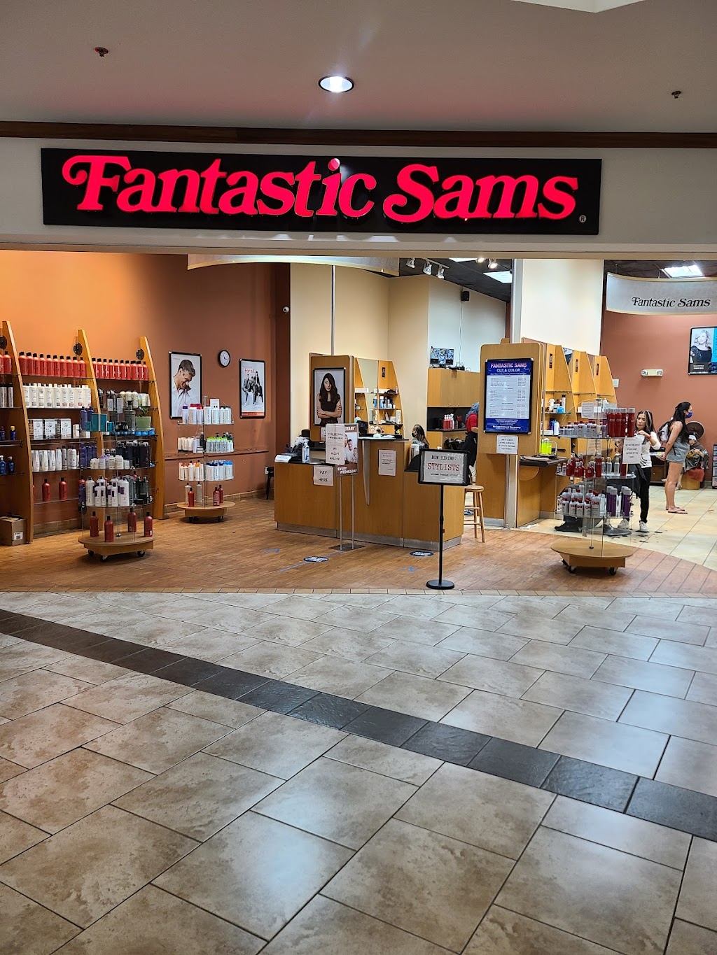 Fantastic Sams Cut & Color | 98-1005 Moanalua Rd Unit 854, Aiea, HI 96701, USA | Phone: (808) 485-2299