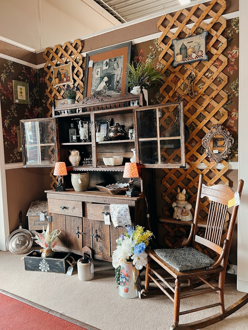 Dan River Antiques | 530 Monroe St, Danville, VA 24541, USA | Phone: (434) 791-4020