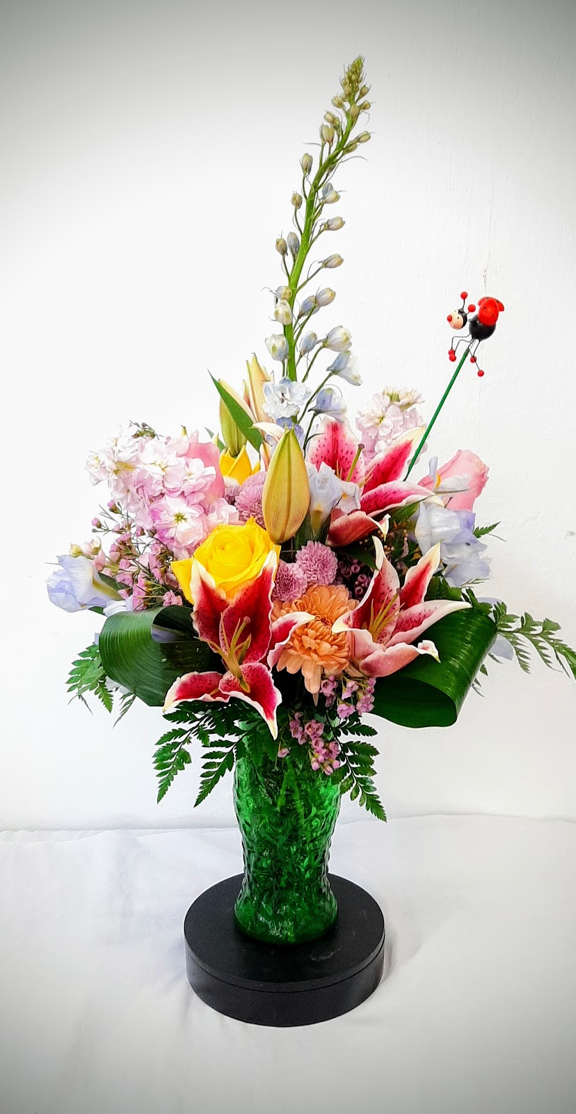 Flowers In Design | 9408 Elk Grove Florin Rd, Elk Grove, CA 95624, USA | Phone: (916) 866-9963