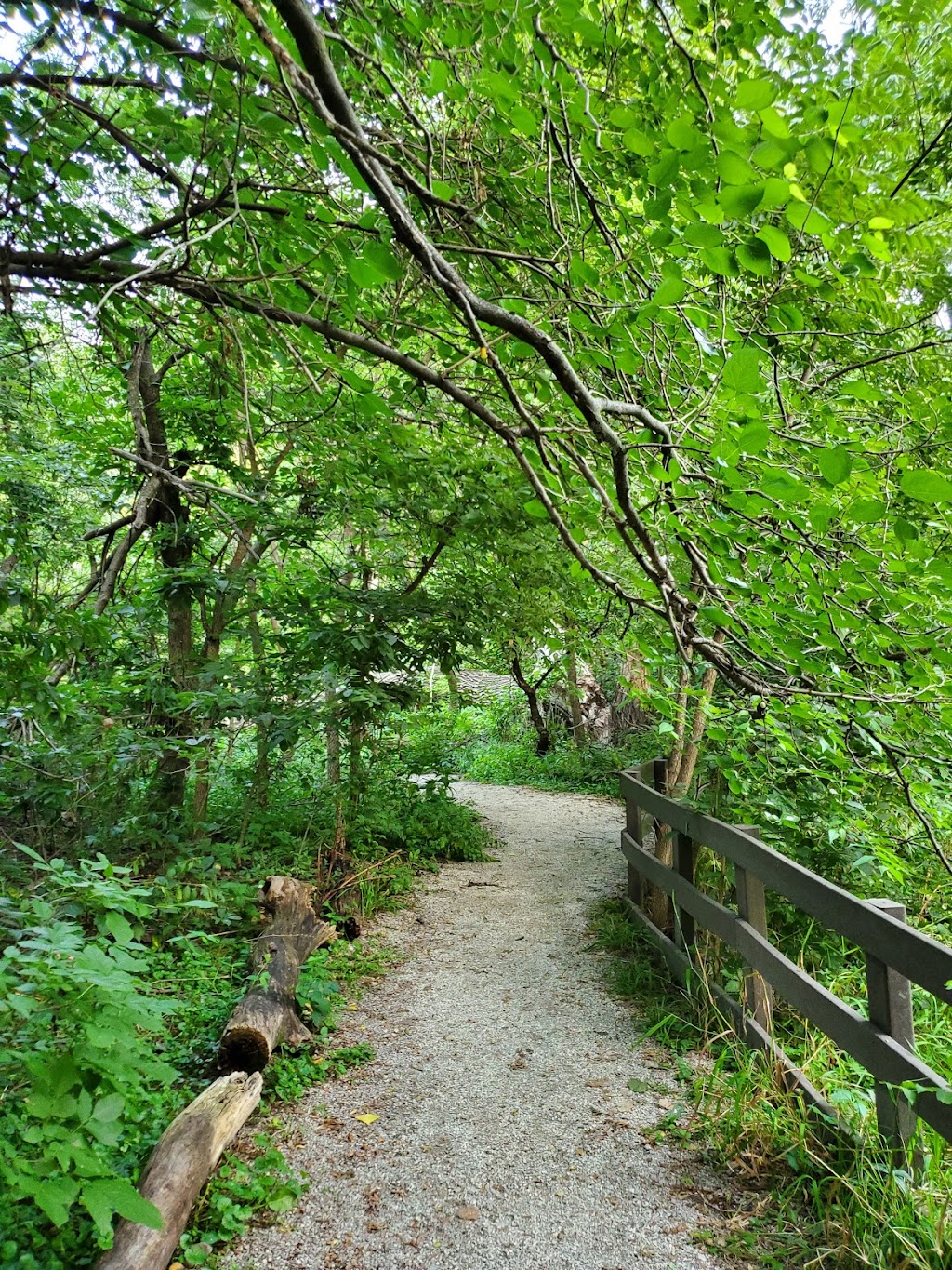 Heron Haven Nature Center | 11809 Old Maple Rd, Omaha, NE 68164, USA | Phone: (402) 493-4303