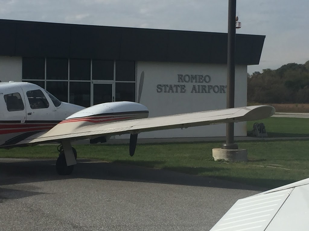 Romeo State Airport-D98 | 15340 32 Mile Rd, Ray, MI 48096, USA | Phone: (586) 336-9116