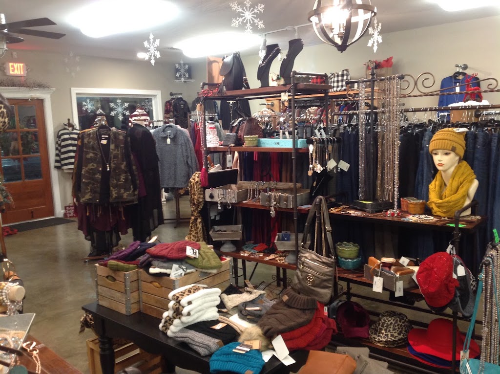 Small Town Boutique | 5750 TN-57, Rossville, TN 38066, USA | Phone: (901) 286-4380