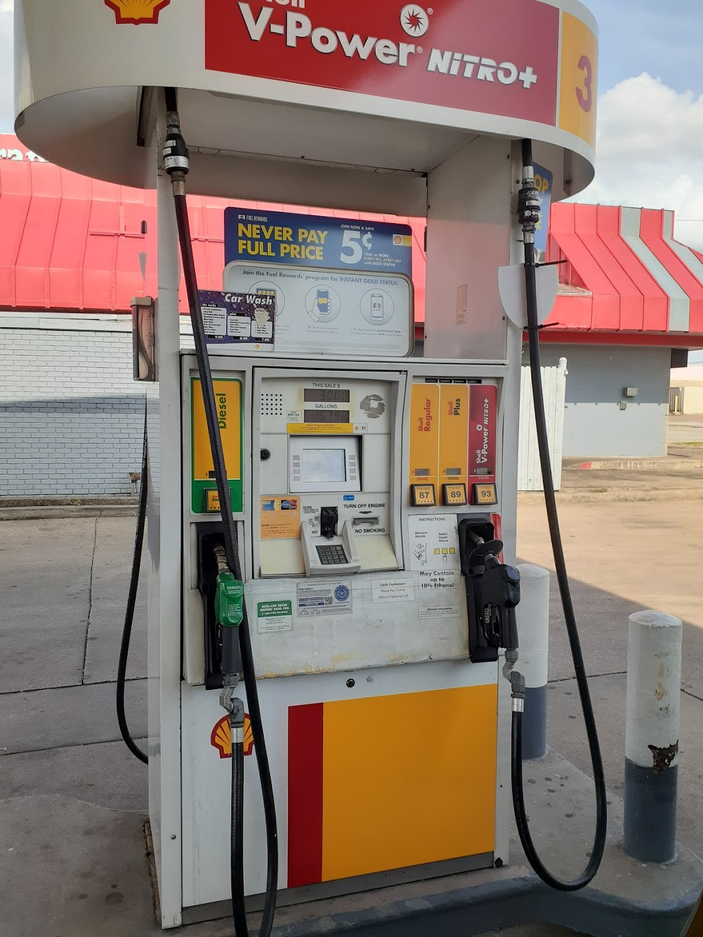 Shell | 8200 E R L Thornton Fwy, Dallas, TX 75228, USA | Phone: (214) 327-0294