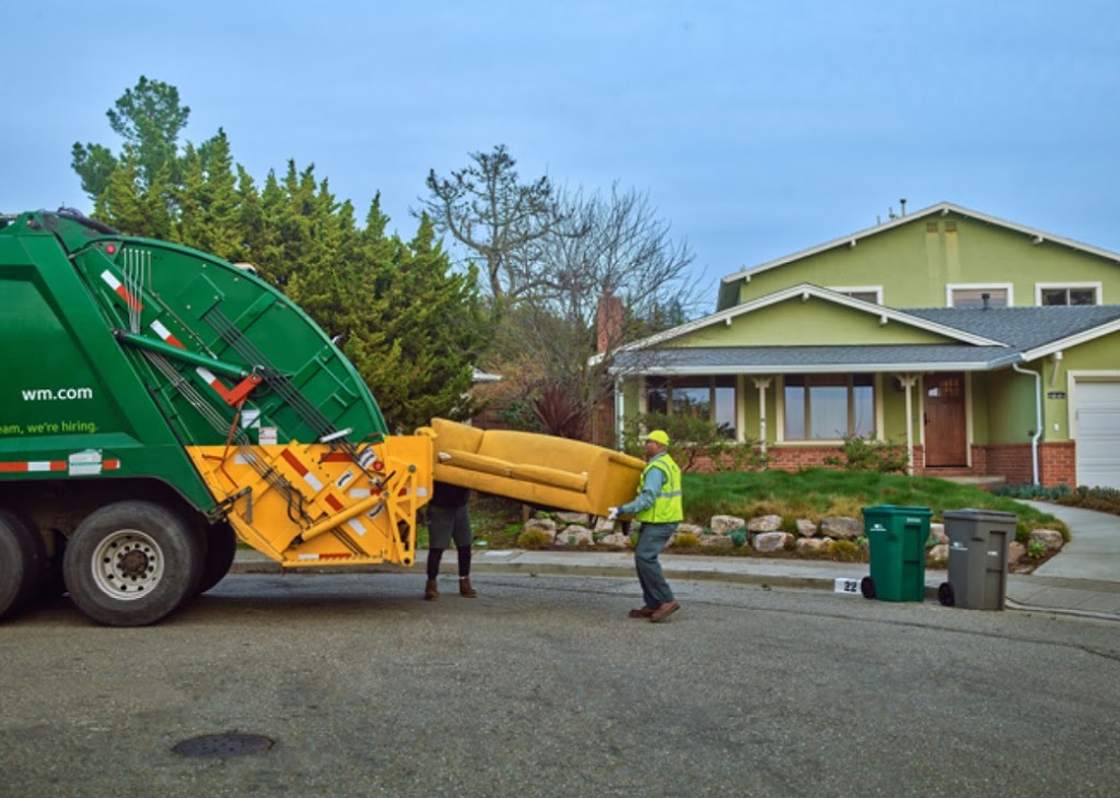 Waste Management - Jacksonville Hauling | 6501 Greenland Rd, Jacksonville, FL 32258, USA | Phone: (904) 450-5572