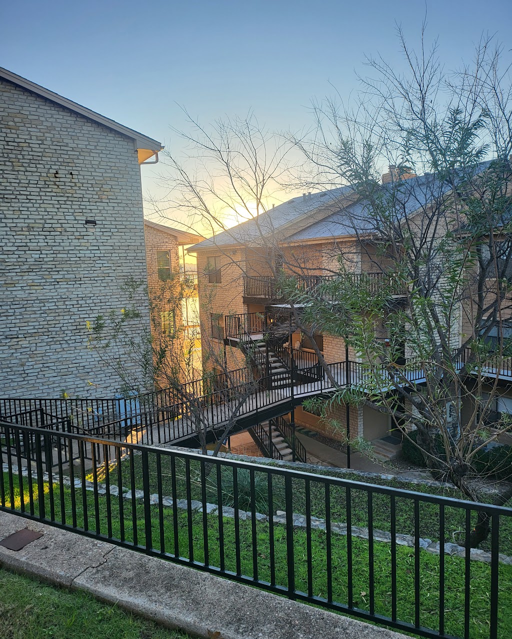 Towne Square Apartments | 401 E Pearl St, Granbury, TX 76048, USA | Phone: (254) 707-0039