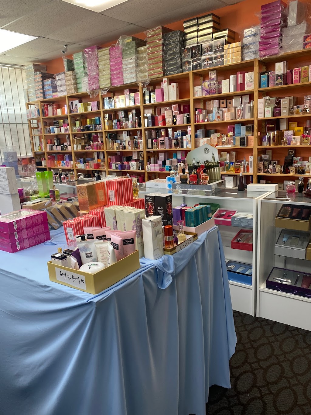 Perfumes 2 Go | 4070 N Belt Line Rd, Irving, TX 75038, USA | Phone: (972) 594-8081