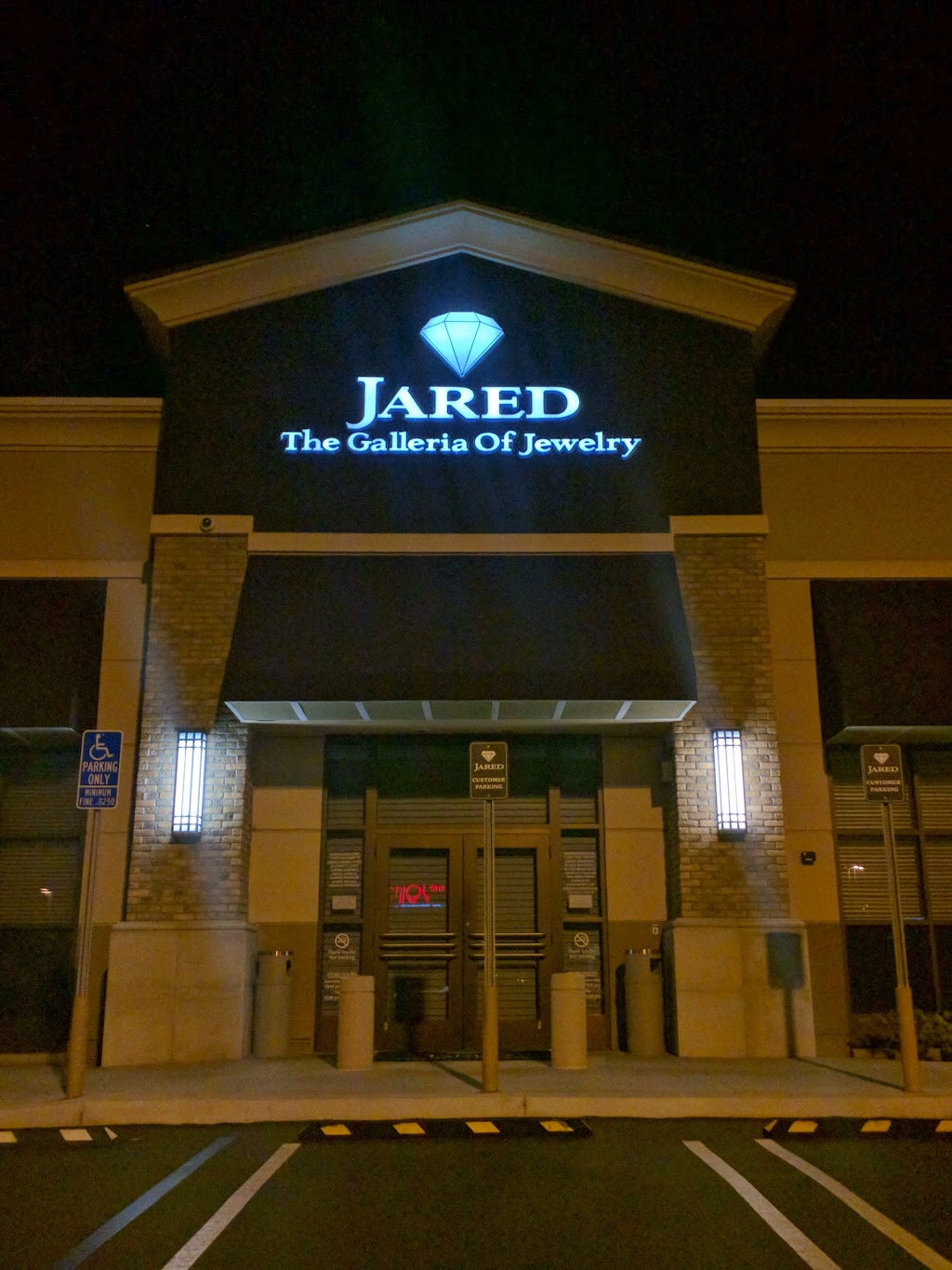 Jared | 1631 E Imperial Hwy, Brea, CA 92821, USA | Phone: (714) 257-1184