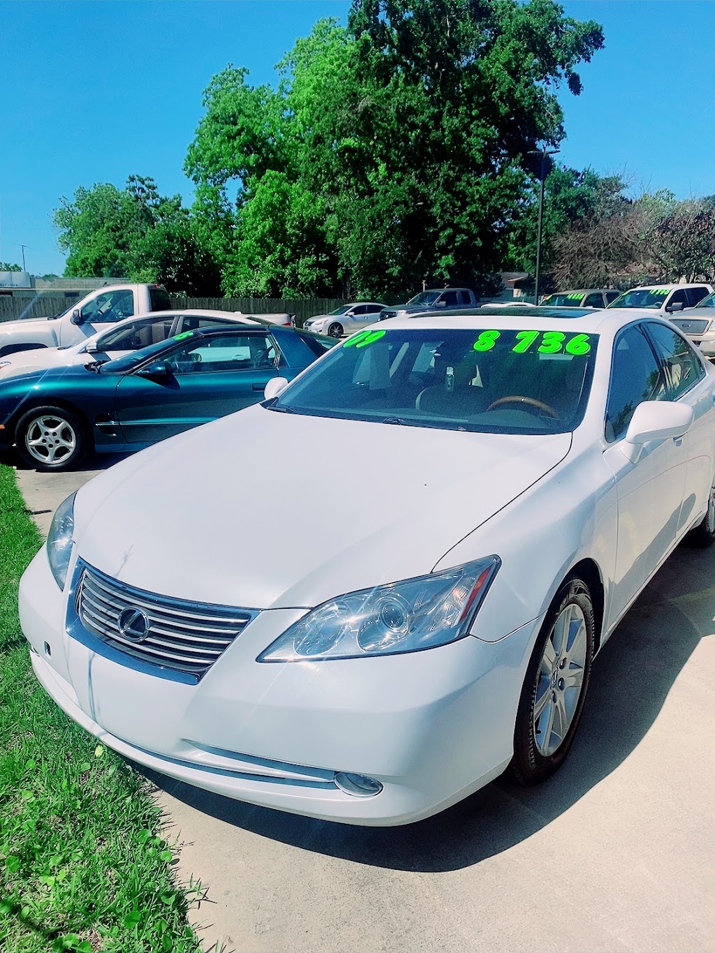 Herreras auto sales | 811 N Main St, Baytown, TX 77520, USA | Phone: (281) 628-7261