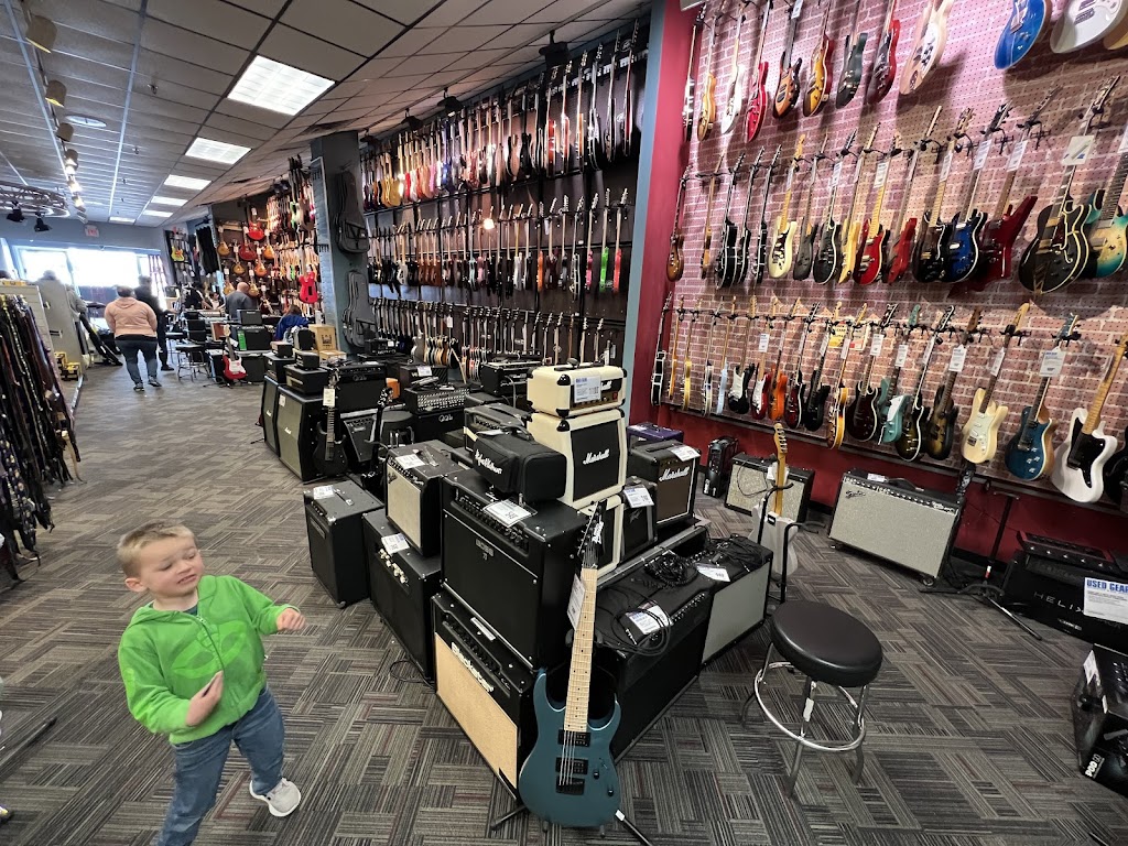 Guitar Center | 2333 N Central Expy Suite 101, Plano, TX 75075, USA | Phone: (972) 422-7171