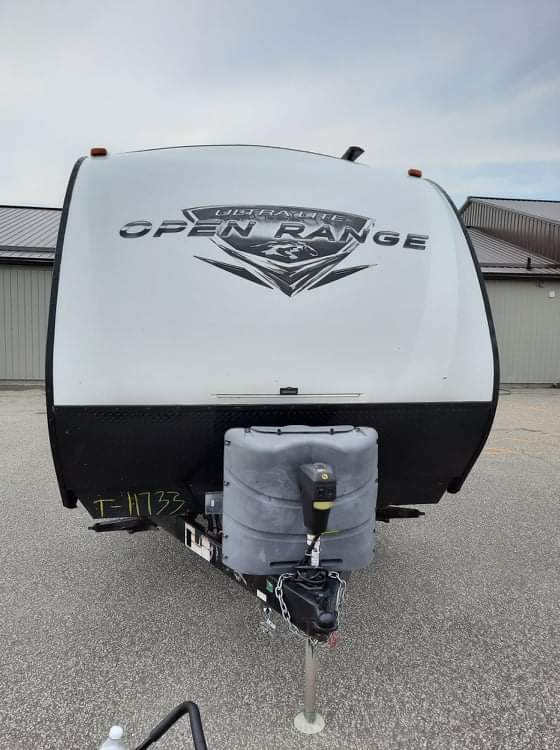 Leisure Trailer Sales | 204 Patillo Rd, Tecumseh, ON N8N 2L9, Canada | Phone: (519) 727-3400