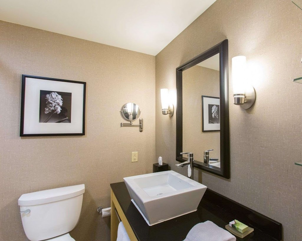 Cambria Hotel Minneapolis Maple Grove | 9655 Grove Cir N, Maple Grove, MN 55369, USA | Phone: (952) 225-2685