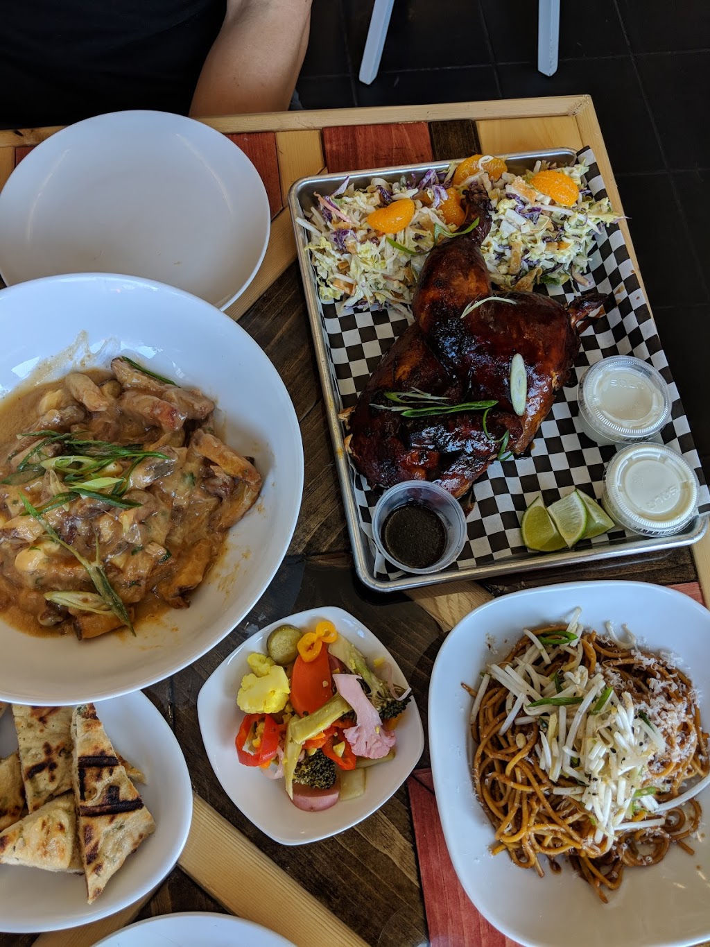 The Laquered Chicken | 273 1/2 Euclid Ave, Long Beach, CA 90803, USA | Phone: (562) 881-8105