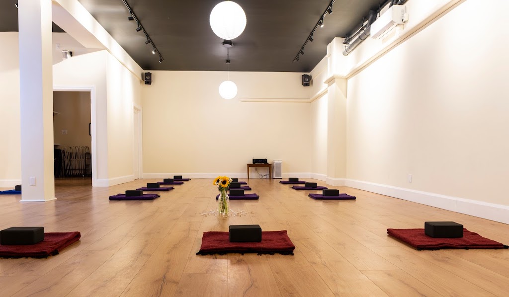 Sacred Space Astoria | 2905 21st Ave, Queens, NY 11105, USA | Phone: (646) 397-5695