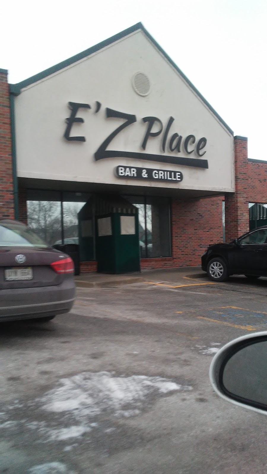 EZ Place | 15761 W Dodge Rd, Omaha, NE 68118, USA | Phone: (402) 330-0505