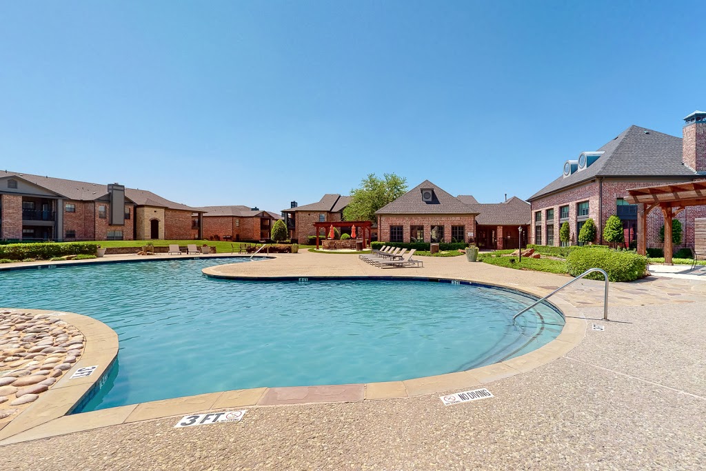 The Club at Riverchase Apartments | 1315 Riverchase Dr, Coppell, TX 75019, USA | Phone: (972) 304-5977