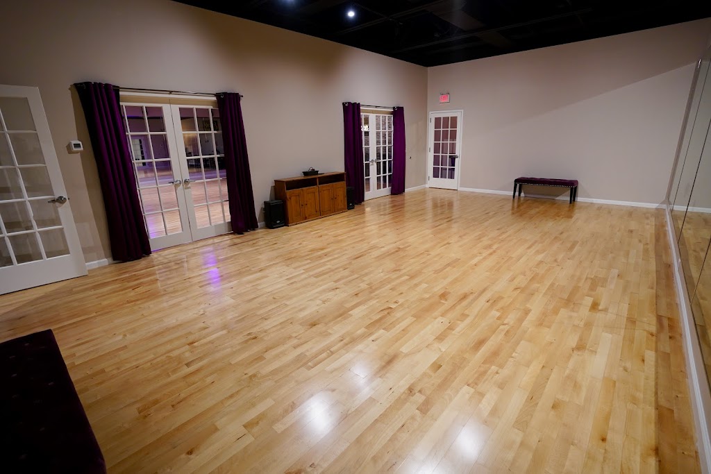 375 Dance Studio | 375 Westbury Ave, Carle Place, NY 11514, USA | Phone: (516) 500-9375