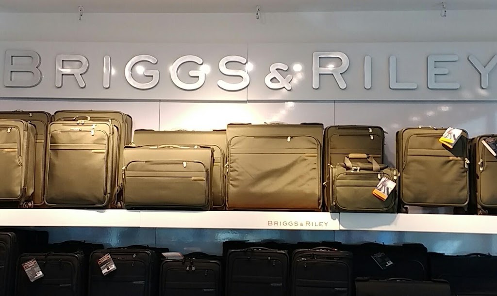 Luggage Plus | 1100 S Hayes St, Arlington, VA 22202, USA | Phone: (703) 734-2040