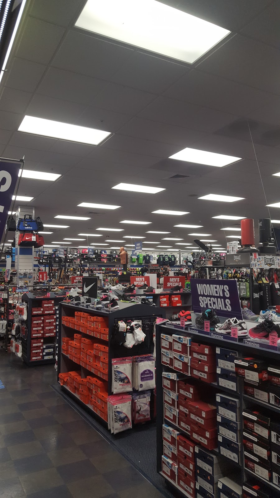 Big 5 Sporting Goods | 21800 Market Pl NW #201, Poulsbo, WA 98370, USA | Phone: (360) 394-6087