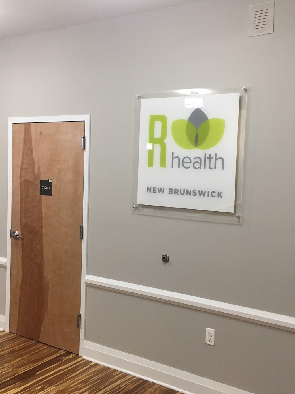 R-Health by Everside New Brunswick | 205 Easton Ave Suite 2, New Brunswick, NJ 08901 | Phone: (732) 253-4402