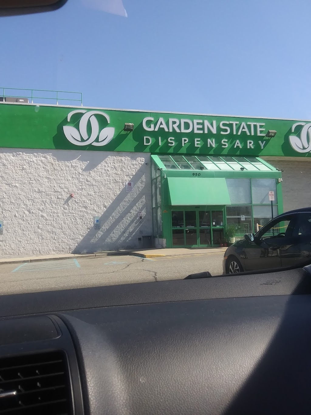 Garden State Dispensary | 950 US-1, Woodbridge, NJ 07095, USA | Phone: (848) 999-2005