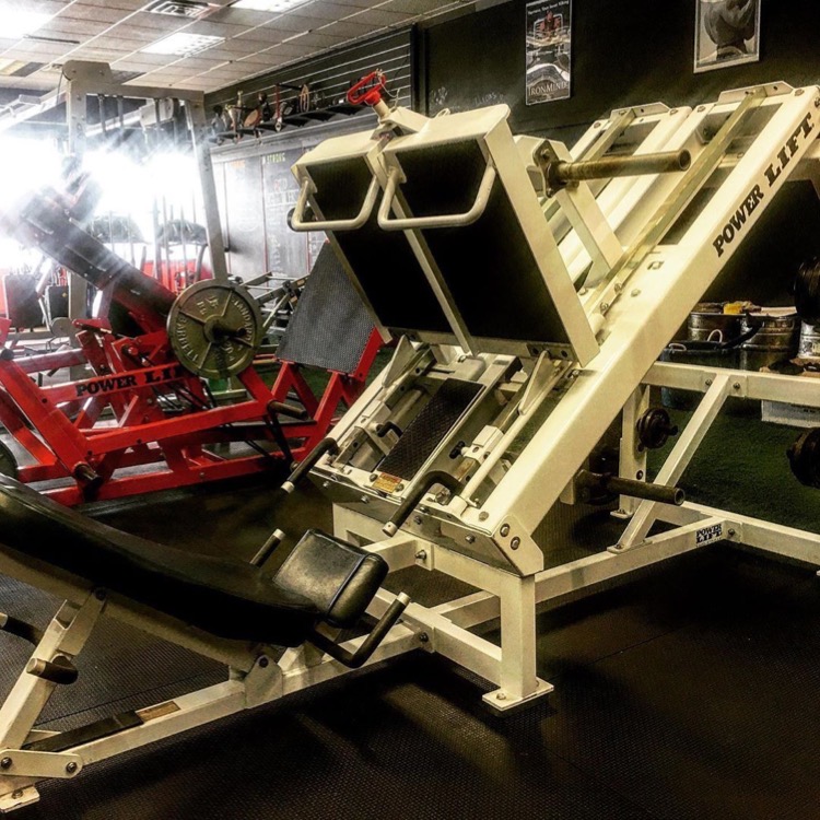 IN STRONG STRENGTH.FITNESS | 1350 Harris St, Huntington, IN 46750, USA | Phone: (774) 239-4016