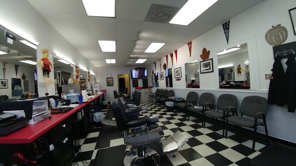 Karls Place Barber Shop | 8801 Three Chopt Rd suite j, Richmond, VA 23229, USA | Phone: (804) 308-1448