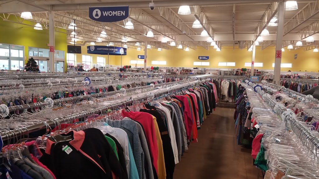 Goodwill - Savage | 5925 Egan Dr, Savage, MN 55378, USA | Phone: (952) 440-1900